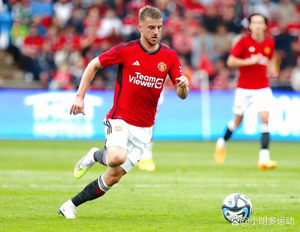 405次，梅西超越普斯卡什成为足坛历史助攻王（梅西助攻达405次，超越普斯卡什加冕足坛历史助攻王）